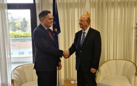 Συνάντηση Υπουργού Οικονομικών κ. Μάκη Κεραυνού με τον Πρέσβη της Ελλάδας στην Κύπρο, κ. Ιωάννη Παπαμελετίου 