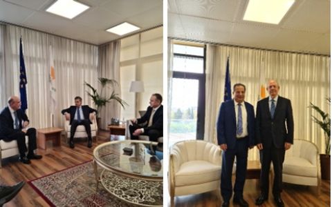 Συνάντηση Υπουργού Οικονομικών κ. Μάκη Κεραυνού με τον CEO και τον Πρόεδρο του Δ.Σ. της Τράπεζας Κύπρου και τον Πρόεδρο του Δ.Σ. της Ελληνικής Τράπεζας 
