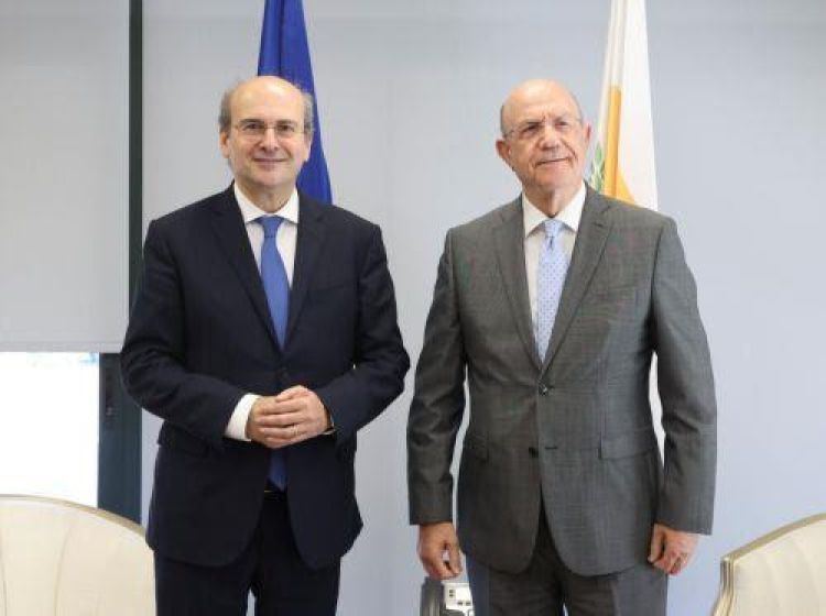 Συνάντηση Υπουργού Οικονομικών κ. Μάκη Κεραυνού με τον Έλληνα Υπουργό Εθνικής Οικονομίας και Οικονομικών κ. Κωστή Χατζηδάκη