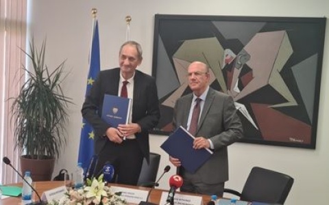 Σύναψη Σύμβασης μεταξύ ΚΔ & ΟΠΑΠ (Κύπρου) Λτδ για την παραχώρηση άδειας κατά αποκλειστικότητα με σκοπό τη διεξαγωγή, οργάνωση, διαχείριση, λειτουργία και παροχή ορισμένων τυχερών παιχνιδιών στην Κύπρο